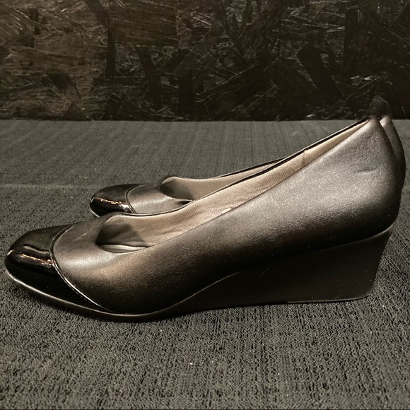 Life stride simply comfort black 2 inch heels wedges in size 8 mild square toe - Picture 1 of 9